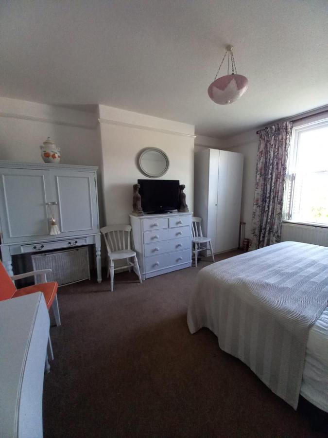 Seaview House Bed & Breakfast Thurlestone Bagian luar foto